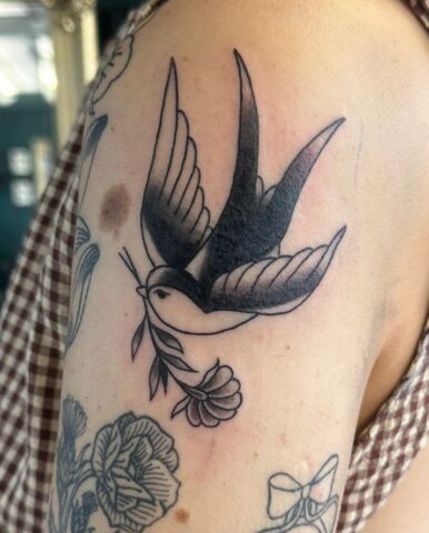 WhatsApp Image 2025-11-12 at 10.31.12 (2)